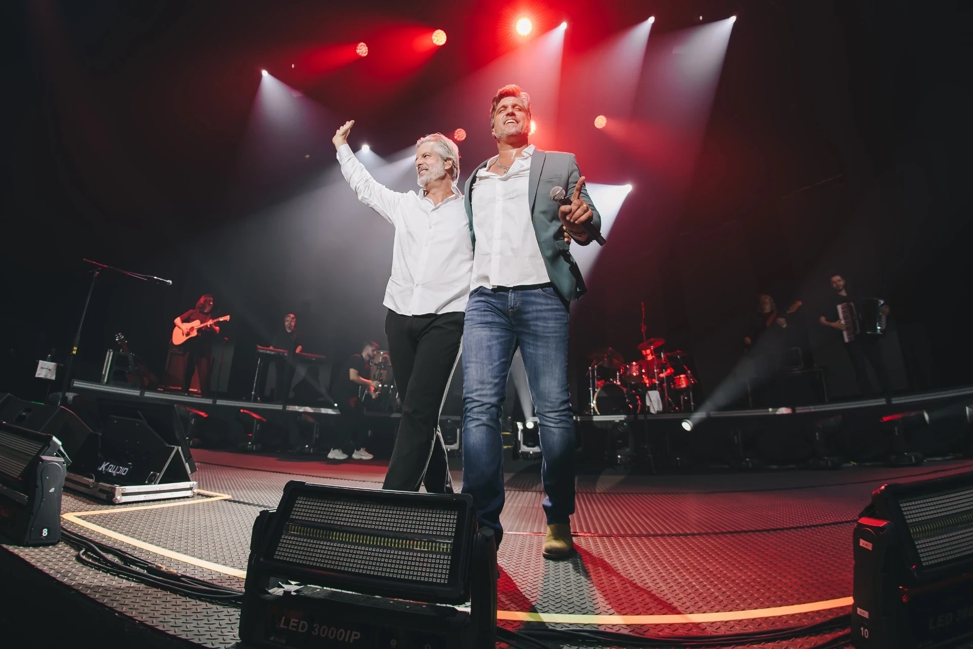 Victor & Leo levam a essência de sua trajetória ao palco em São Paulo - Noticia